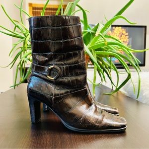 Amanda Smith Karma Brown Leather Alligator Embossed Heeled Boots | Size 6 |